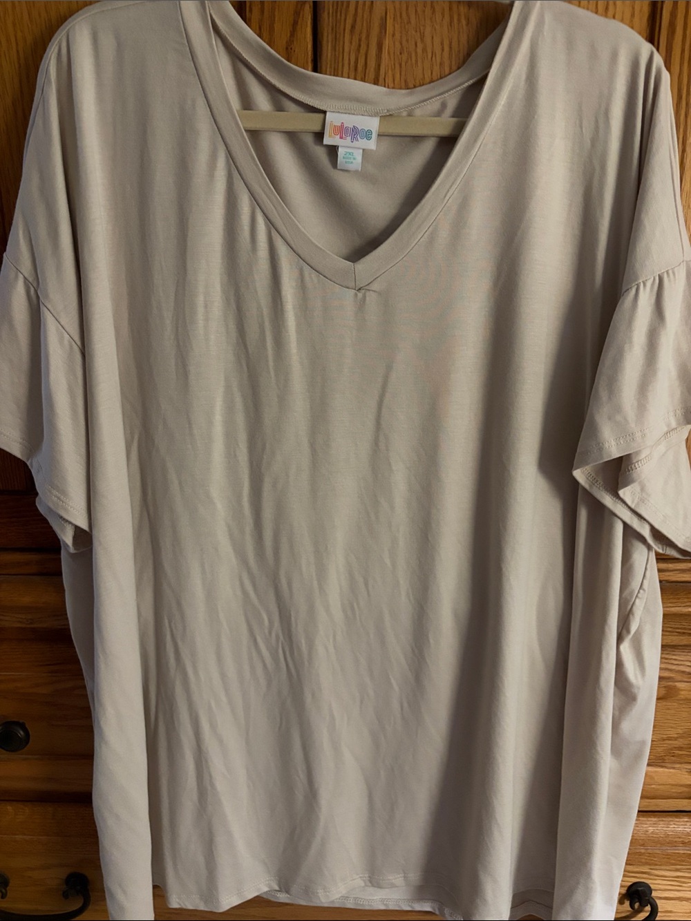 LuLaRoe Women's Short Sleeve V-Neck Tee - Light Taupe
